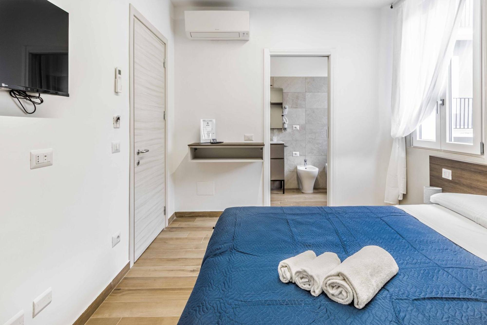 La Perla Rooms Saronno Exteriör bild