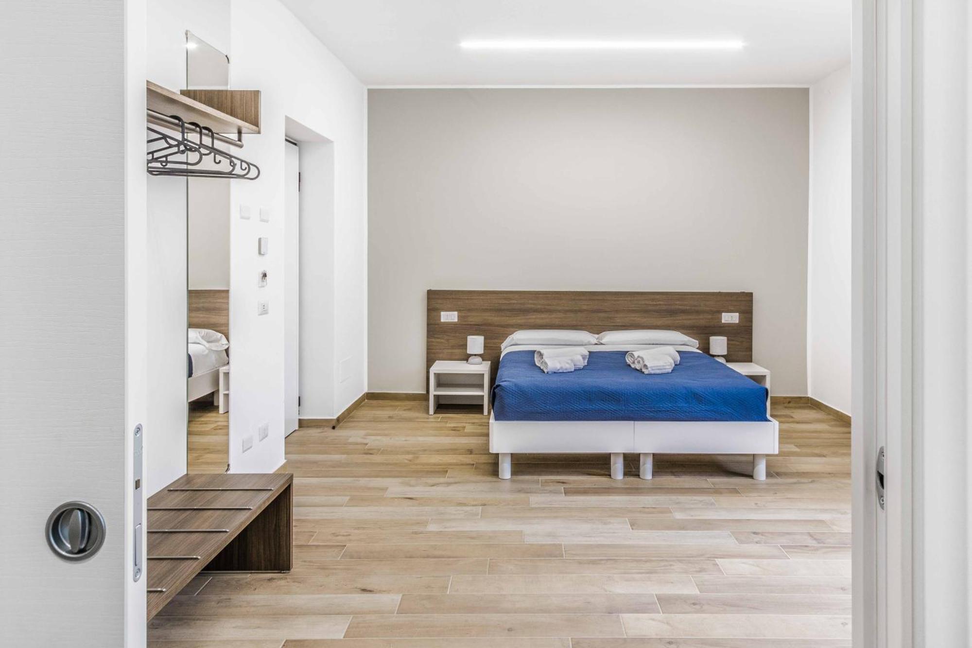 La Perla Rooms Saronno Exteriör bild